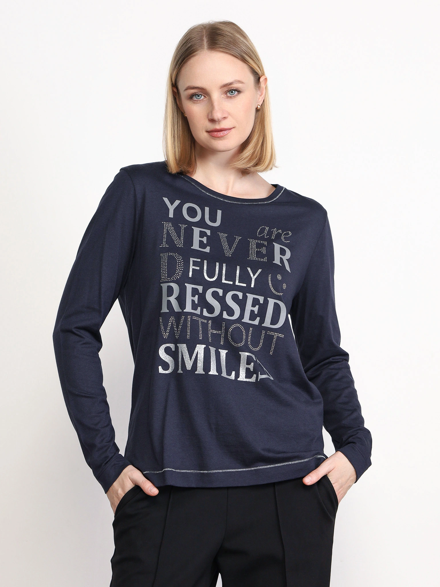 Футболка темно-синего цвета со стразами из смесового хлопка